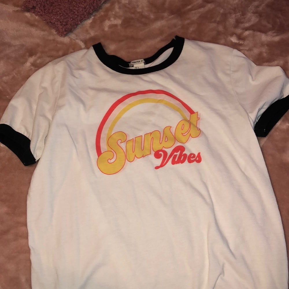 Forever 21 T shirt